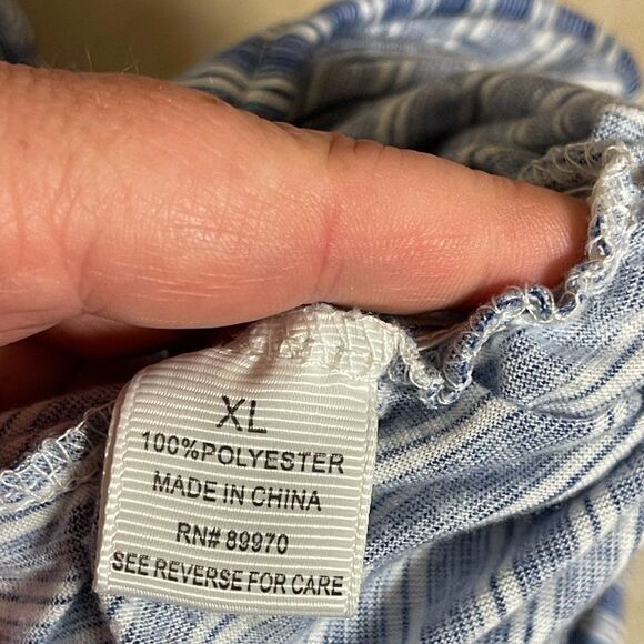 Anthropology Eden & Olivia Maternity Button Down Shirt Blue White XL - Picture 10 of 10